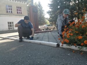 Городской субботник на территории КСЦ «Льнокомбинат»